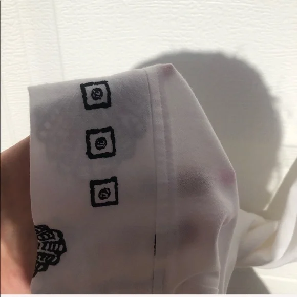 NWT Beachy White Casual Button Down Shirt - Picture 4 of 8